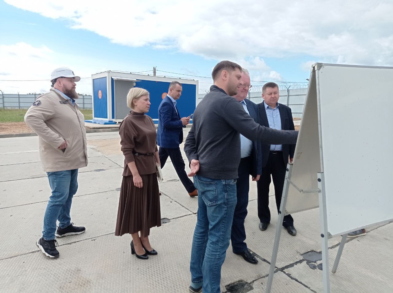 Строительство станции по очистке воды в районе деревни Тимошинской Тарногского округа подходит к завершению.
