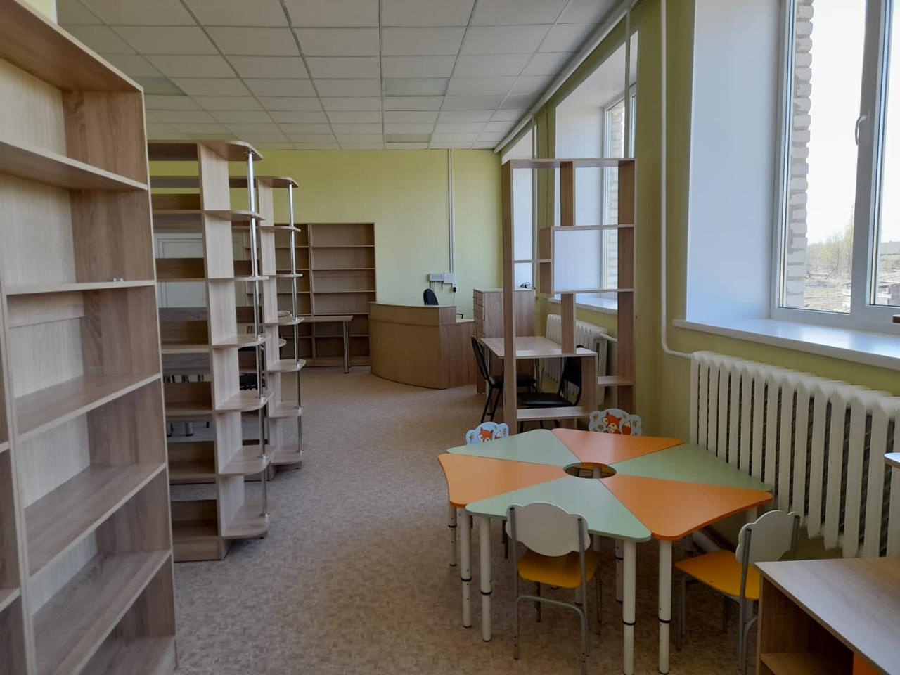Совсем недавно, в апреле, завершился ремонт помещений Озерецкого библиотечного филиала.