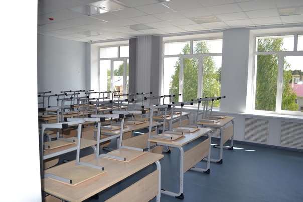 Тарногская школа в 2023 году преобразилась после ремонта.